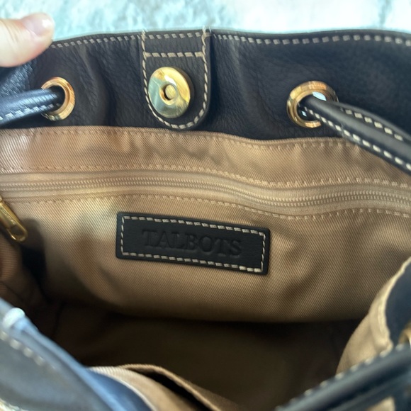 Woven Drawstring Bucket Bag - Picture 7 of 12